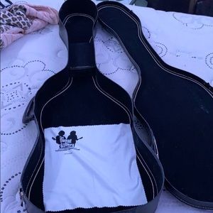 Guitar case